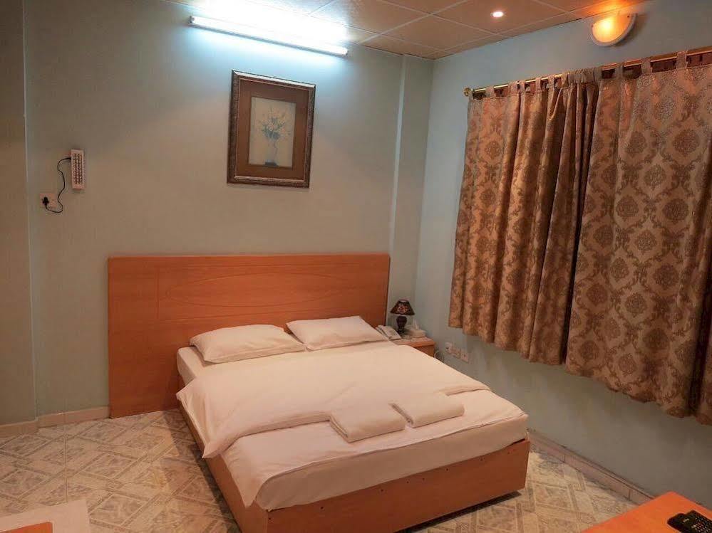 Sama Hotel Charjah Extérieur photo